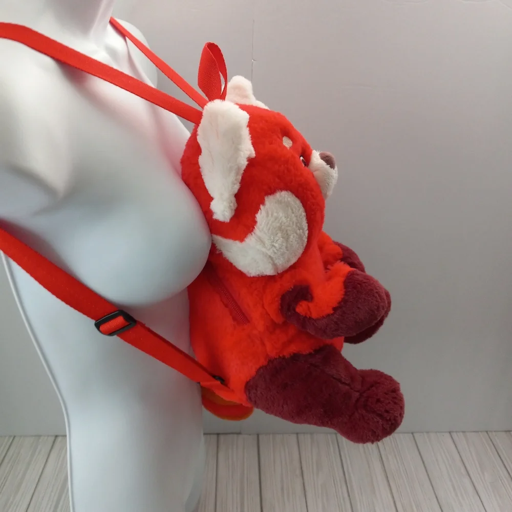 Disney Pixar Turning Red Panda Mei Lee Exclusive Plush Backpack